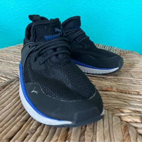 Kids soft foam shoes in black and blue - Picture 4 of 5